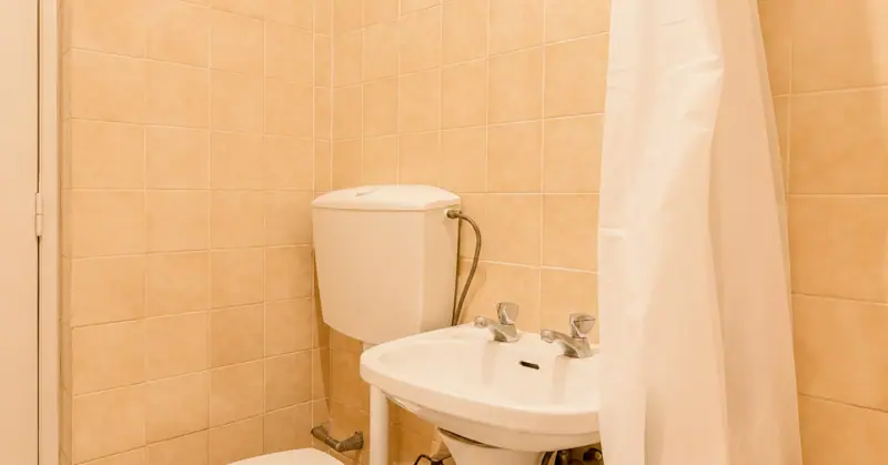 Shared space in No. 13 left